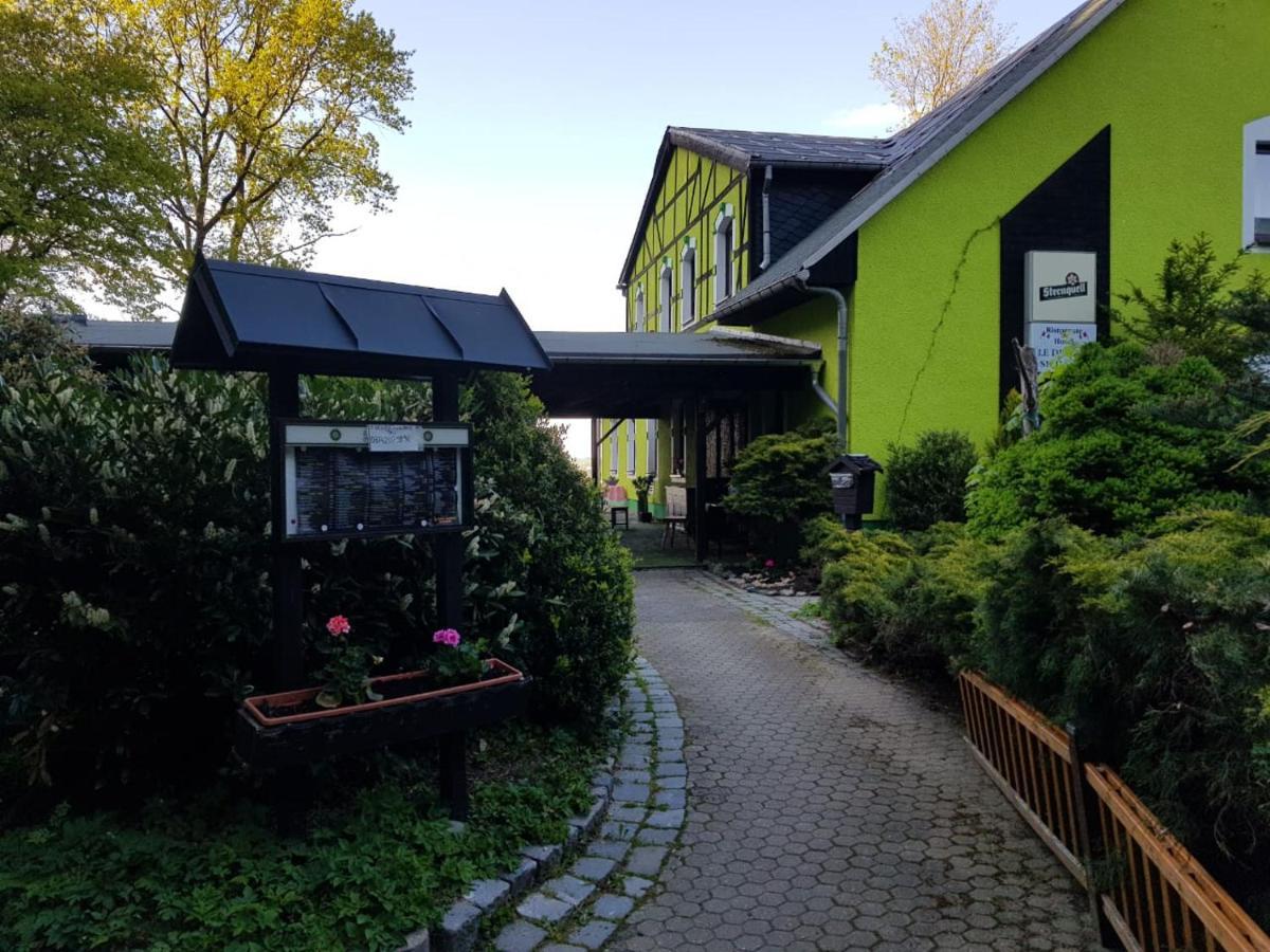 Отель Le Delizie Siciliane Oelsnitz  Экстерьер фото
